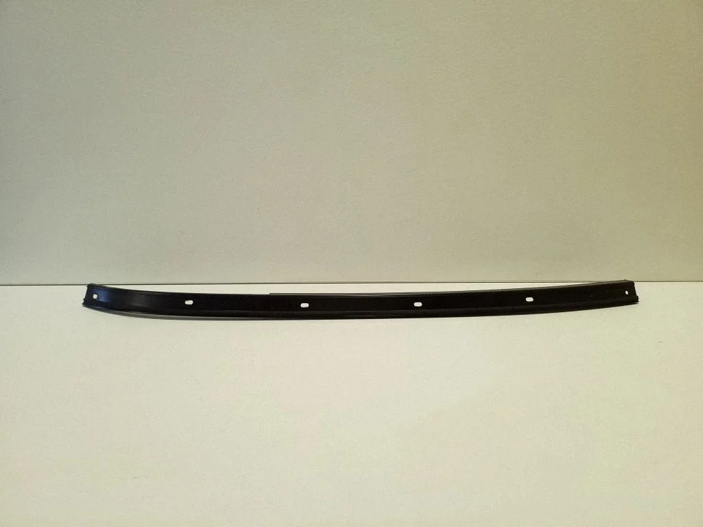 Vējstikla apdare 1Q0845391A