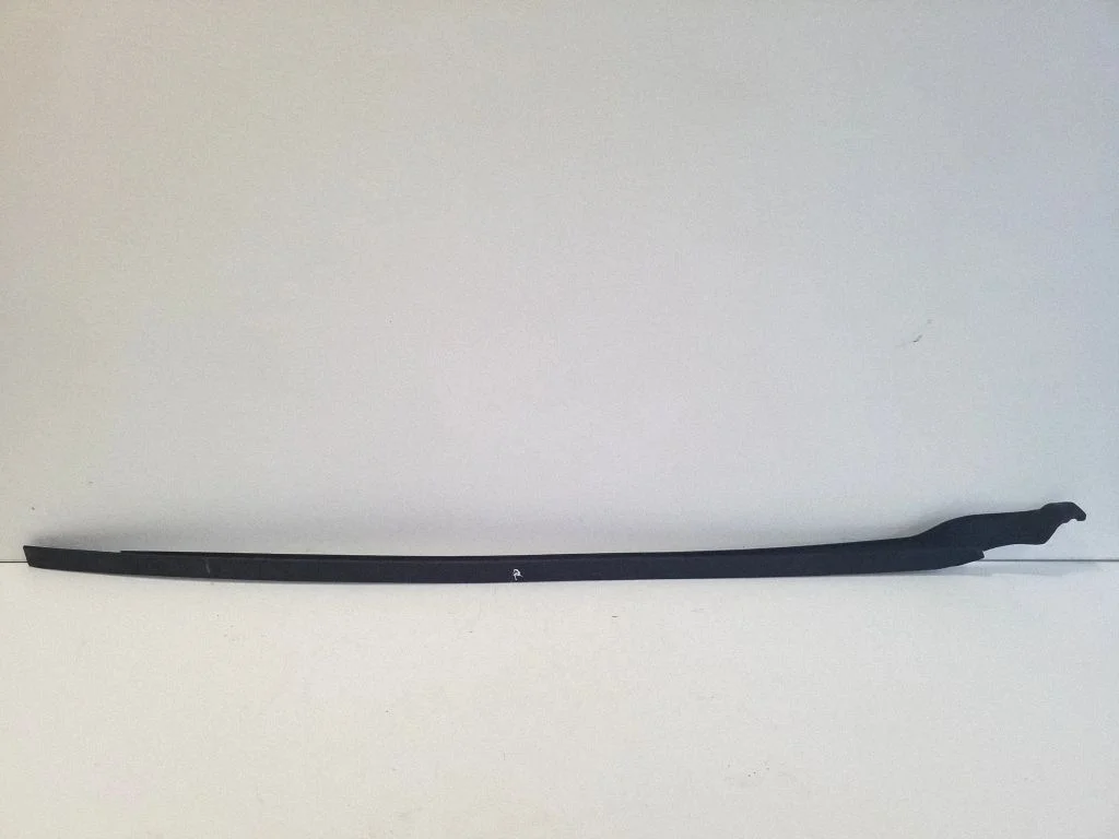 Listwa szyby przedniej – Jaguar XE (2015-)