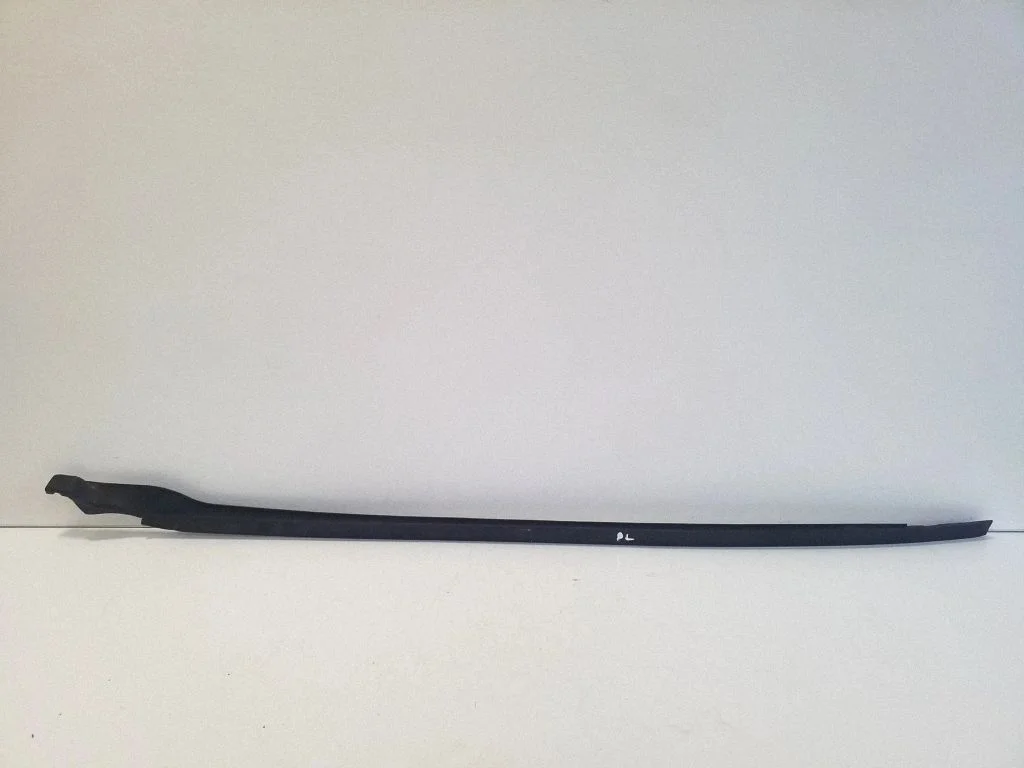 Listwa szyby przedniej – Jaguar XE (2015-)
