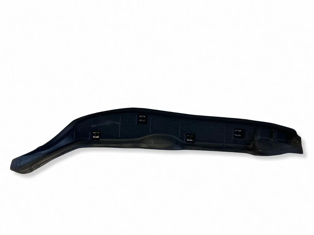 Poritiiva otsaliist – BMW i4 (2021-)