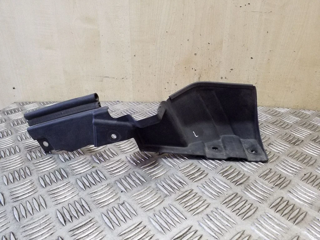 Fender end trim