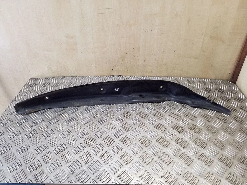 Spārna nobeiguma apdare – Mercedes-Benz ML klase W164 (2005-2011)