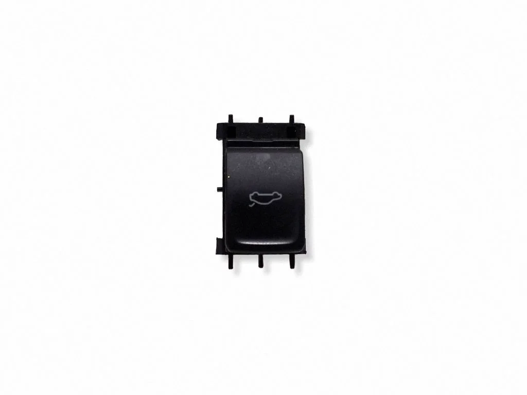 Tailgate opening switch – Volkswagen Touareg III (2018-)