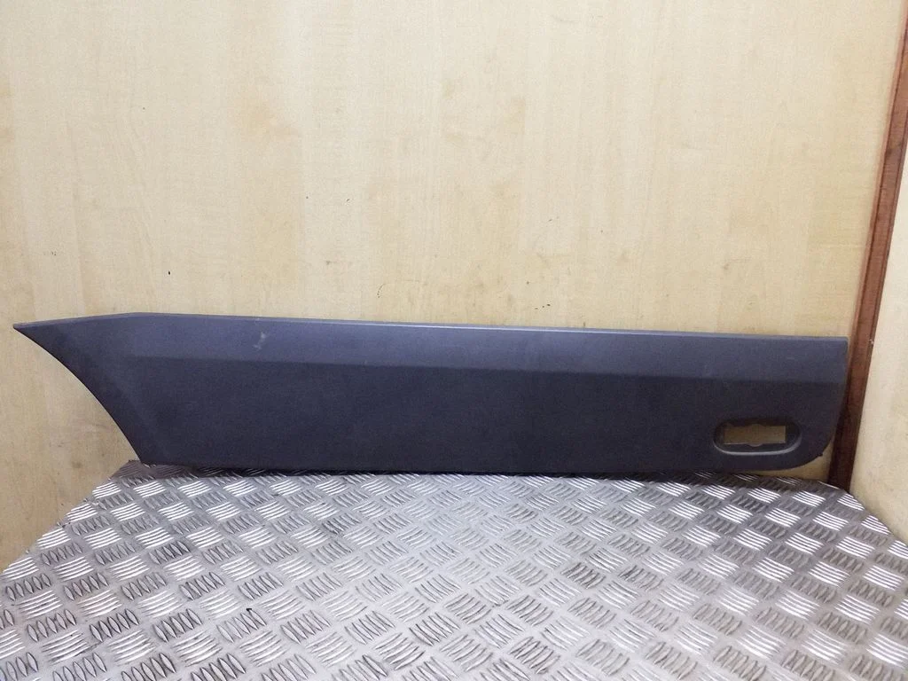 Rear fender molding trim A9066903400
