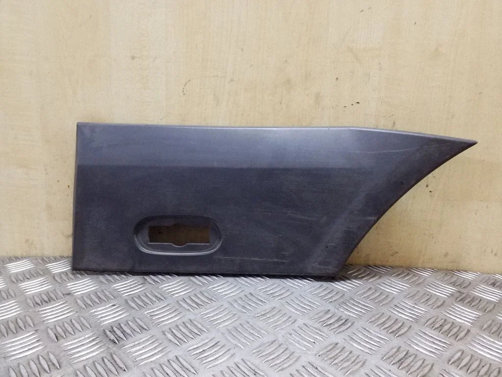 Rear fender molding trim A9066902582
