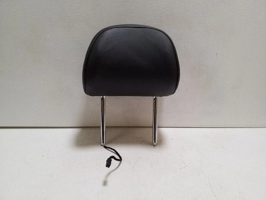 Front seat headrest – Audi A5 8T 8F (2007-2016)