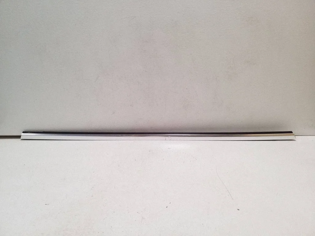 Rear door glass trim molding – Audi A5 (2016-2024)