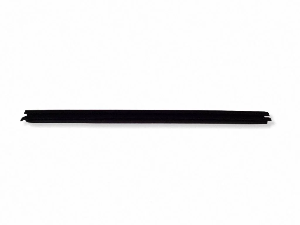 Rear door glass trim molding 51727240844