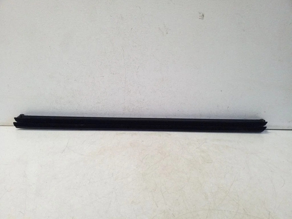 Rear door glass trim molding – Audi A1 (2018-)