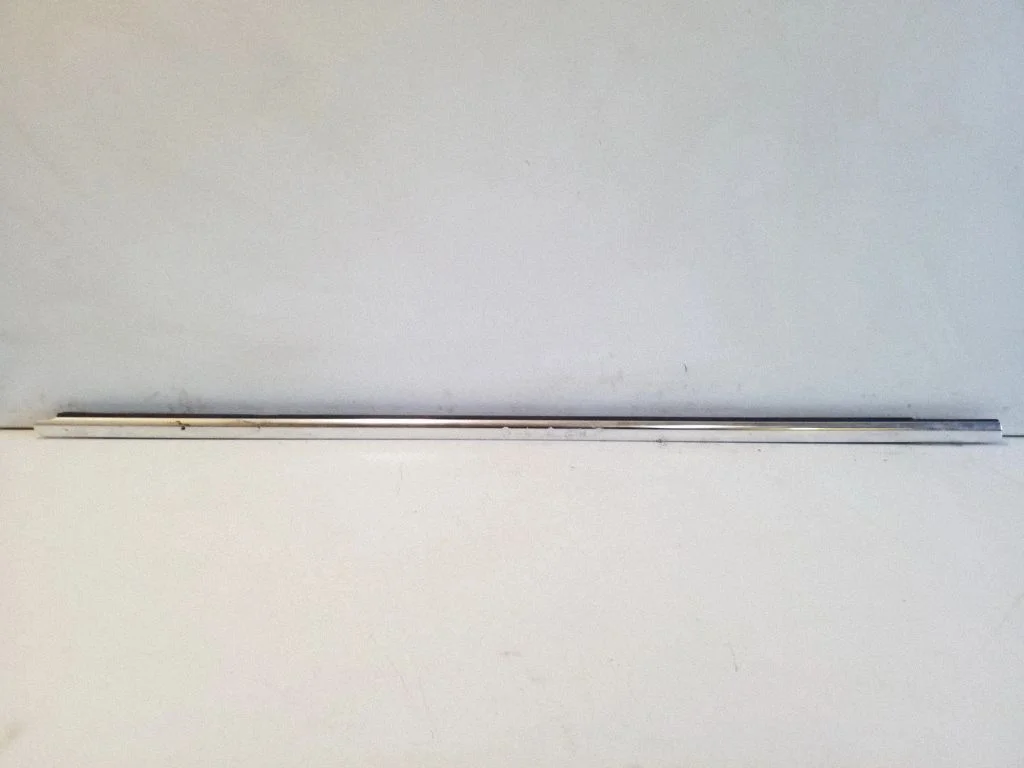 Tagaukse klaasi liist 3C58394767Z7