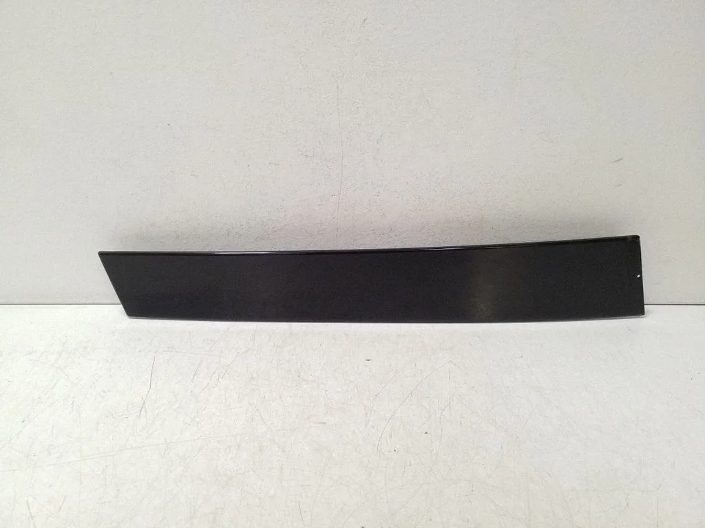 Rear door glass trim molding – right