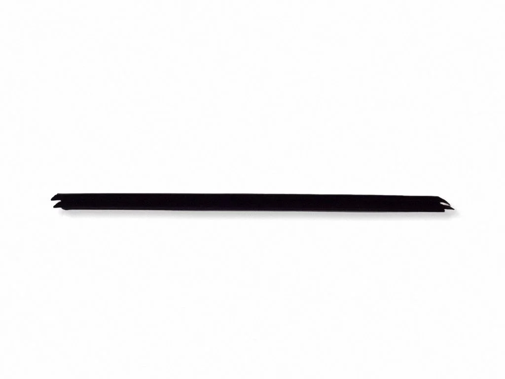 Front door glass trim molding 51727240860