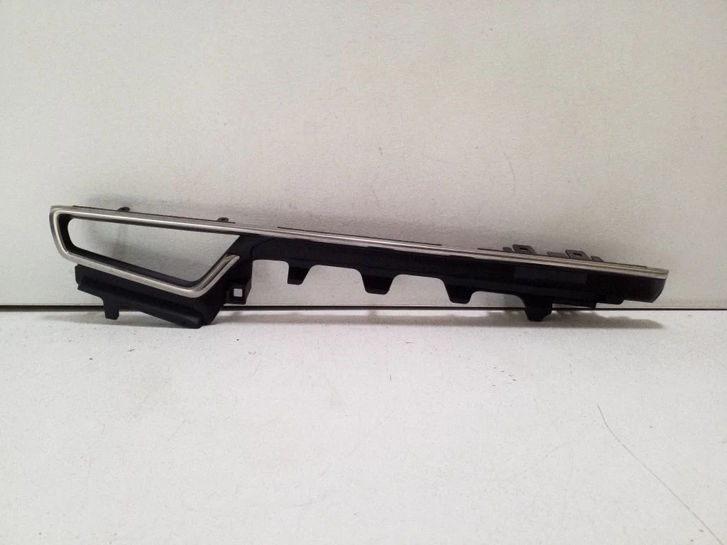 Panel trim – Toyota Corolla E210 E21 (2018-)