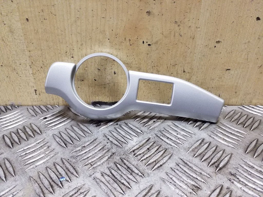 Panel trim 1Z1858417