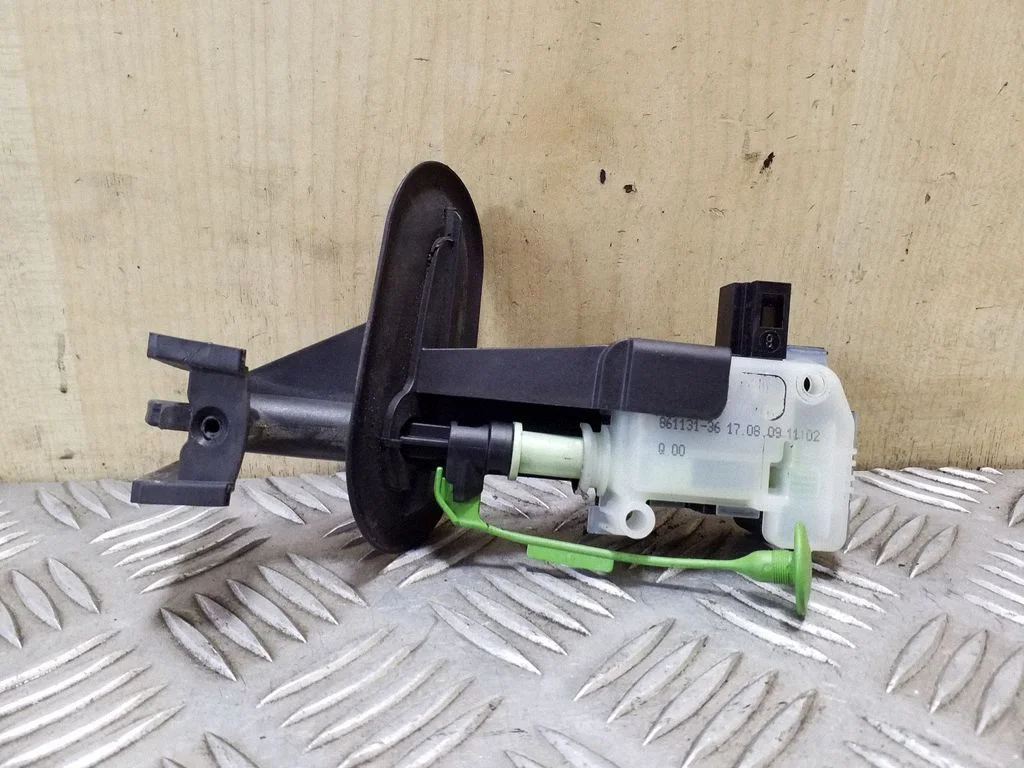 Fuel tank cap lock motor – Volvo XC60 (2009-2013)