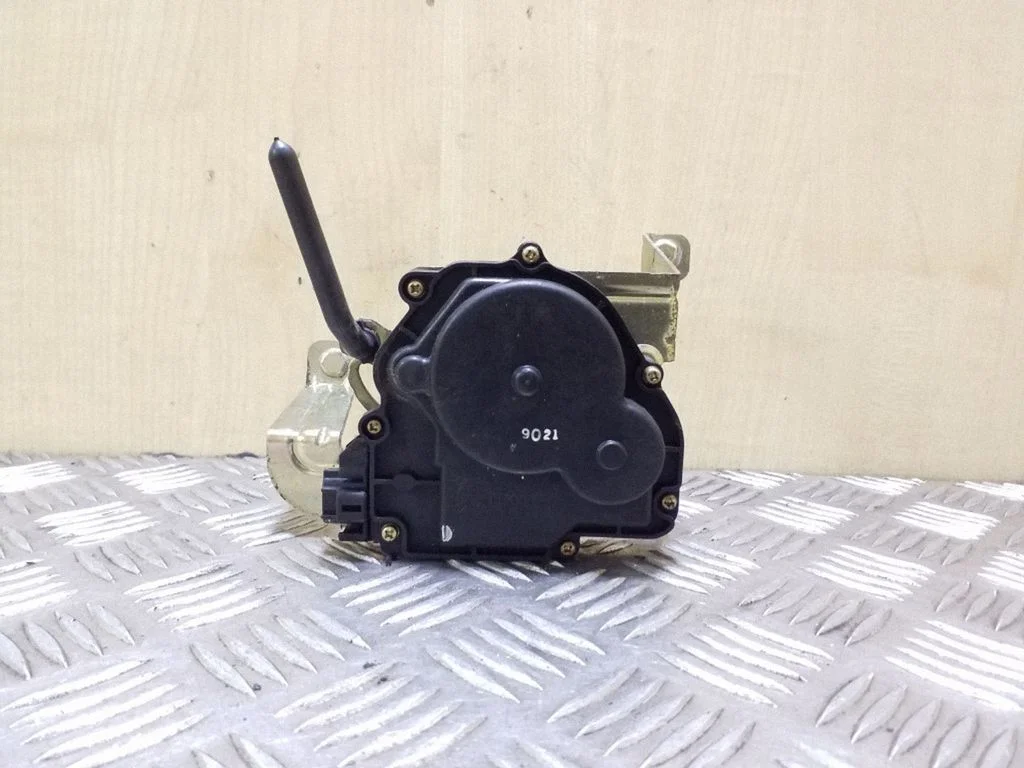 Fuel tank cap lock motor – Opel Frontera B (1998-2004)