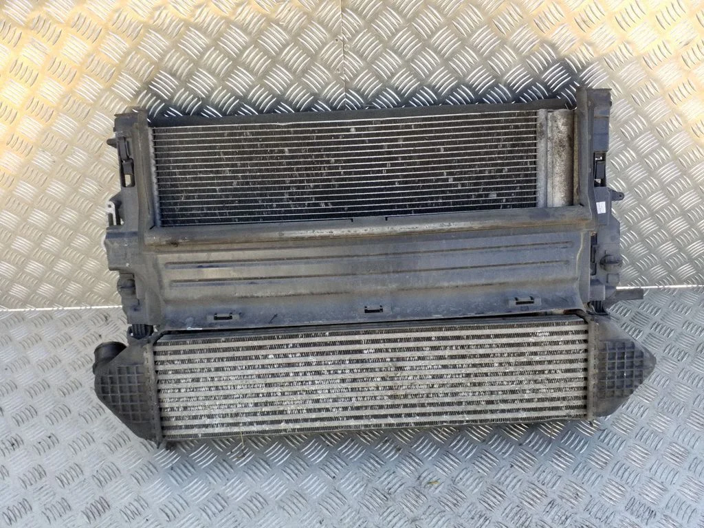 Radiator set – Volvo V40 (2012-2019)