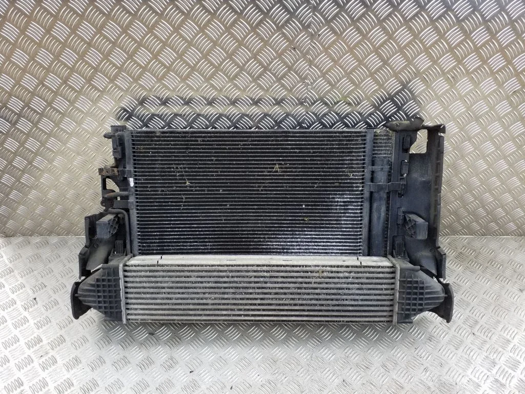 Radiaatorite komplekt 6G919L440DD – Volvo S80 (2007-2013)