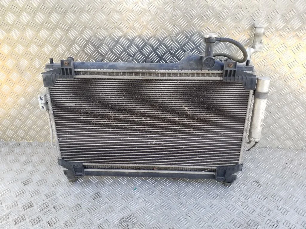 Radiatoru komplekts