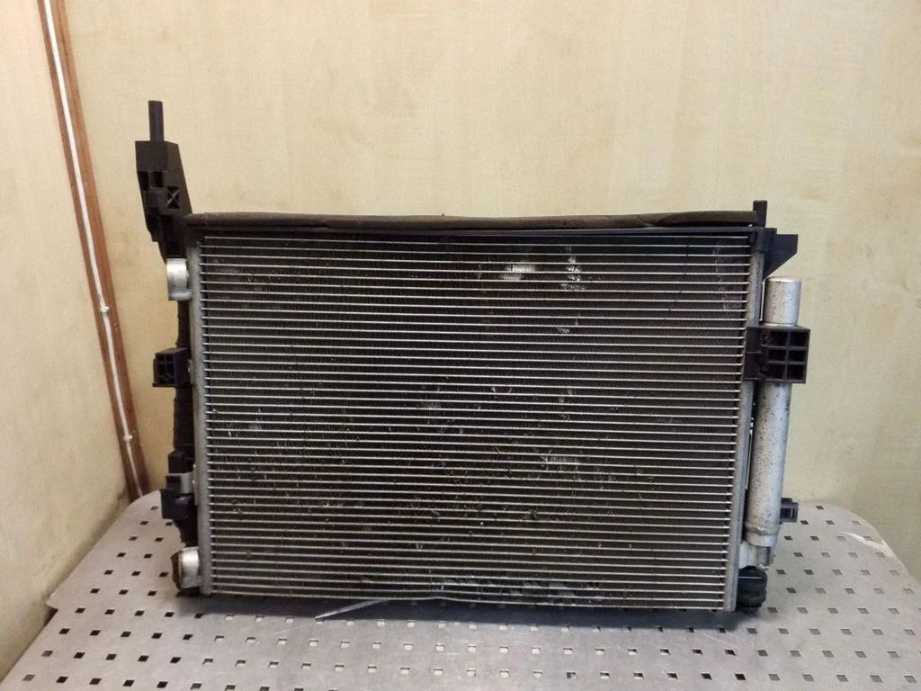 Radiatoru komplekts BV6119710BA