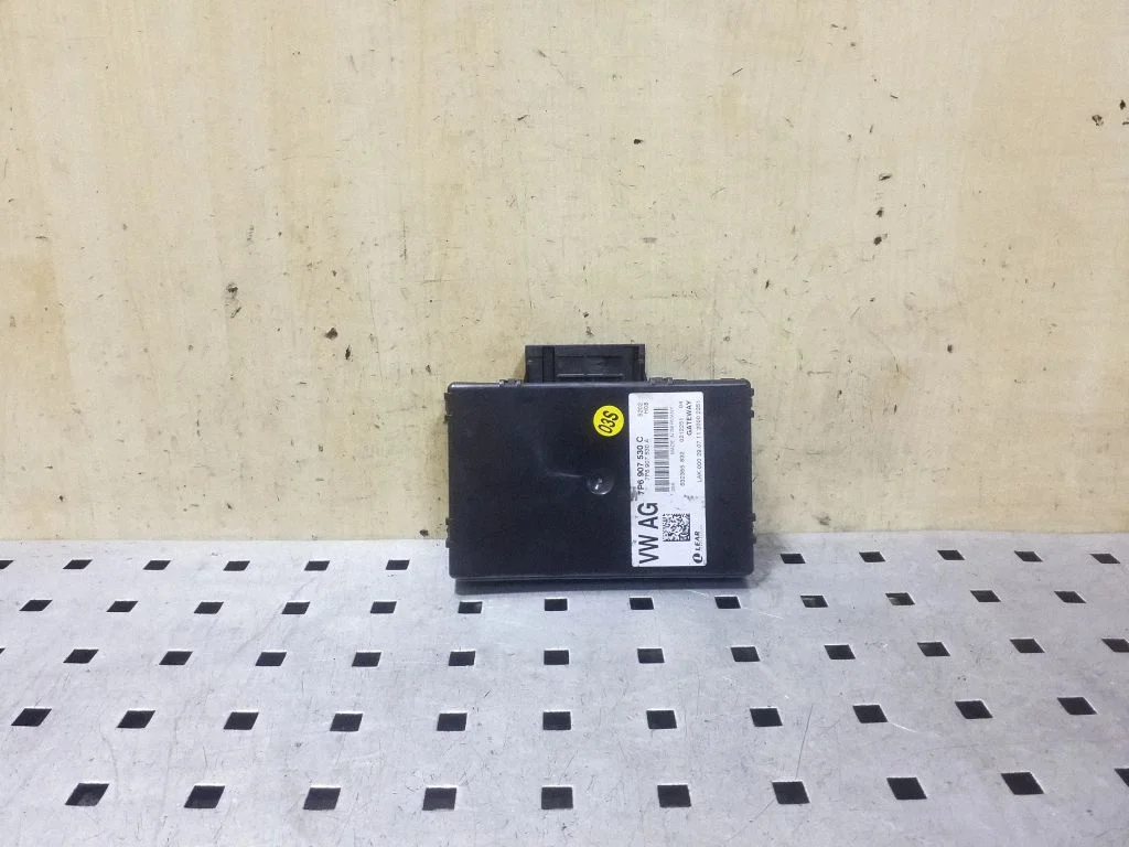 Gateway juhtmoodul – Volkswagen Touareg II (2010-2018)