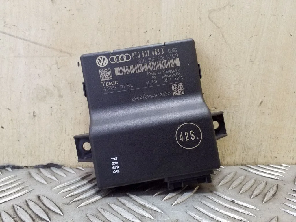 Gateway control module – Audi A5 8T 8F (2007-2016)