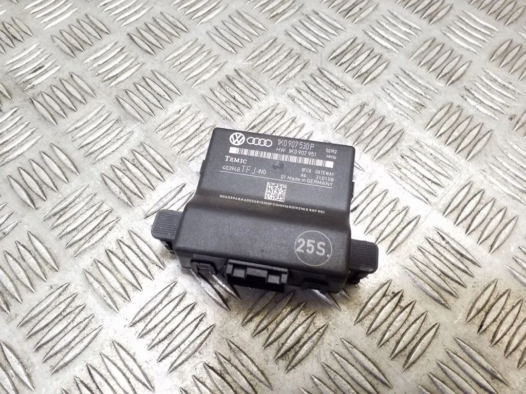 Gateway control module 1K0907530P