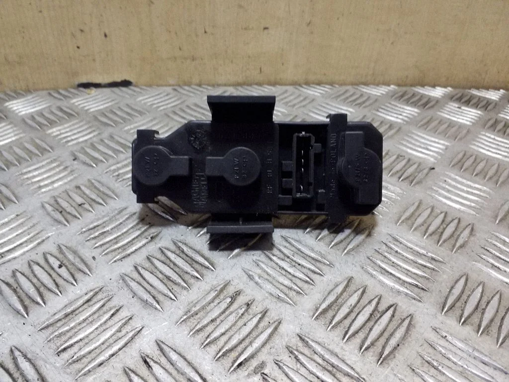 Tail light bulb cover holder RFBL3158B