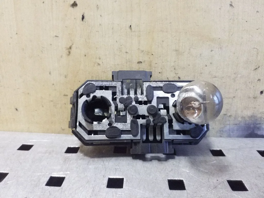Tagatule pirni kate (pesa) – Volkswagen Passat B4 (1994-1996)