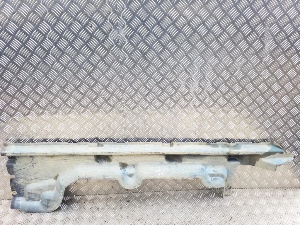 Külgmine põhjakaitse – Volkswagen Transporter - Caravelle T5 (2003-2015)