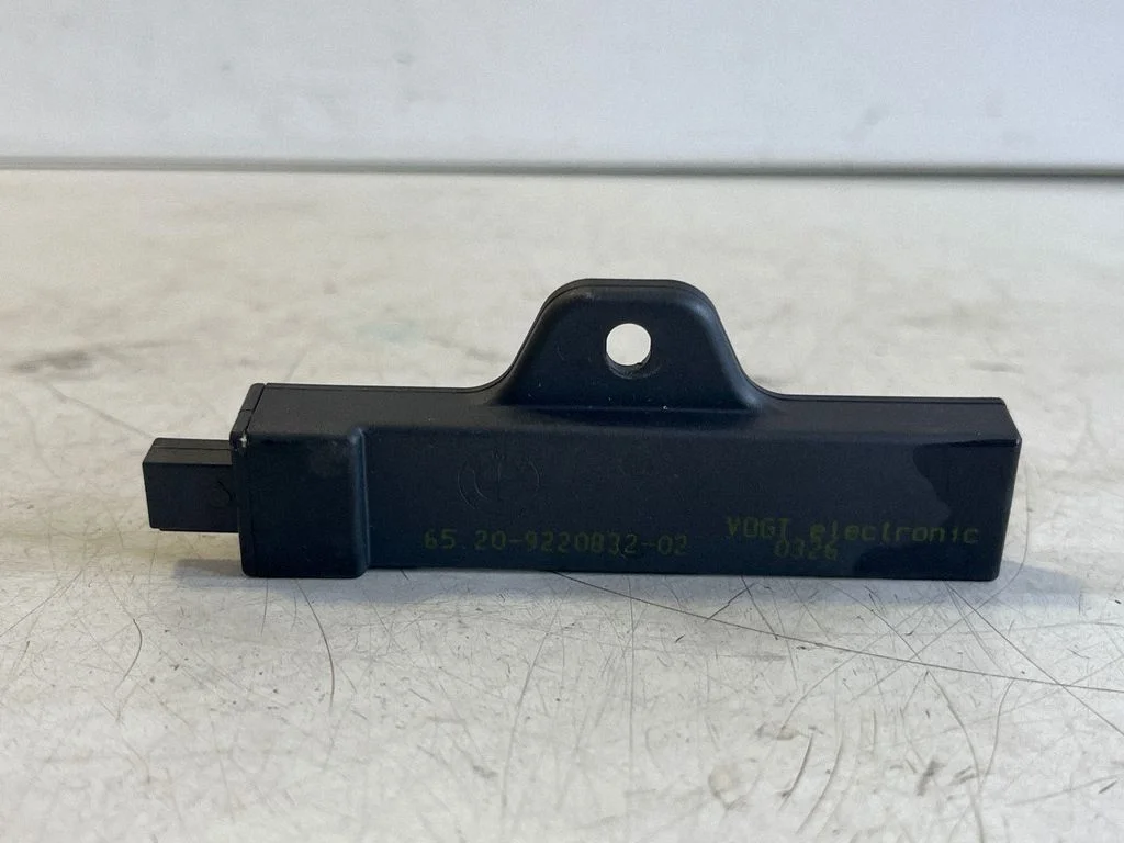 Võtmeta süsteemi antenn – BMW X3 F25 (2010-2017)