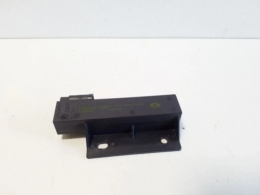Keyless system antenna – Jeep Grand Cherokee (2010-2021)