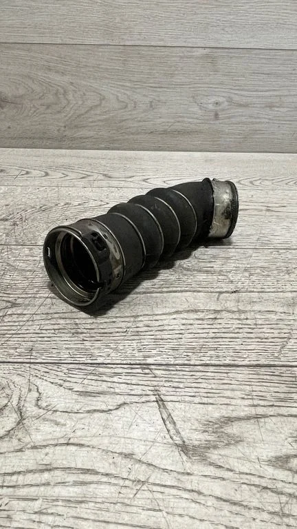 Intercooler hose/pipe – BMW 3 Series E90 E91 (2005-2012)