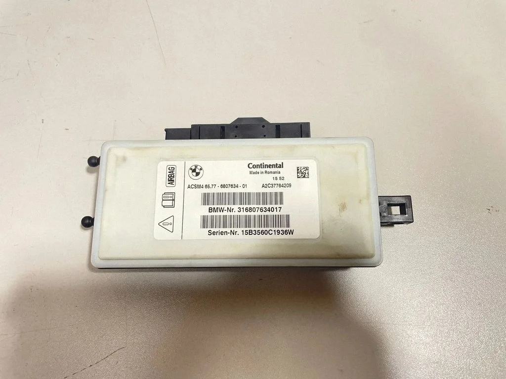Drošības spilvenu vadības bloks – BMW 2. sērija F22 F23 (2017-)