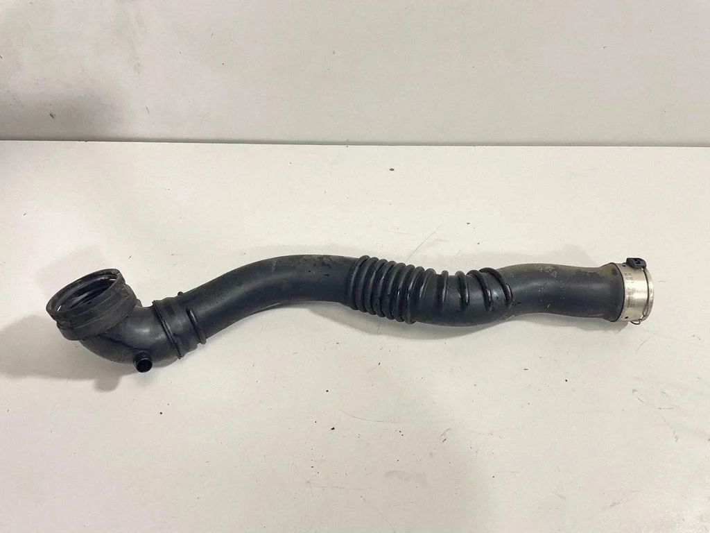 Vahejahuti voolik (-ud)/ toru (-d) – BMW 4-seeria F32 F33 (2013-2020)