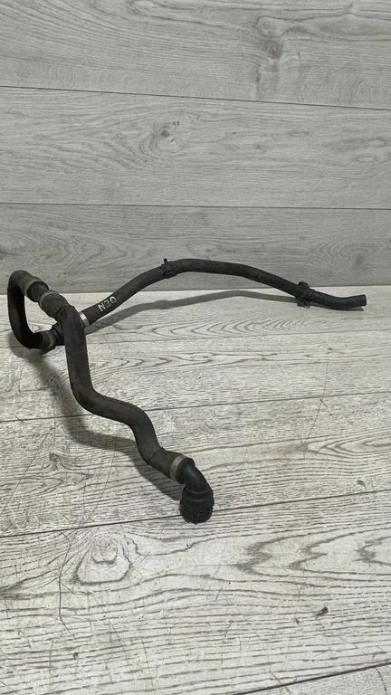 Mootori jahutusvedeliku toru / voolik – BMW 3-seeria F30 F35 F31 (2012-2018)