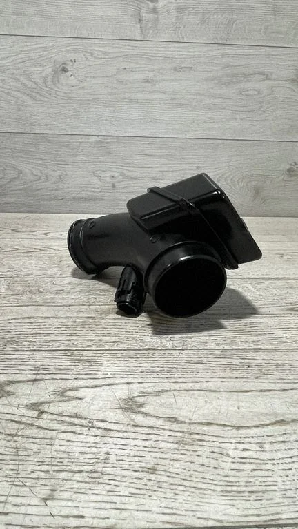 Air intake duct part – BMW X4 G02 (2018-)