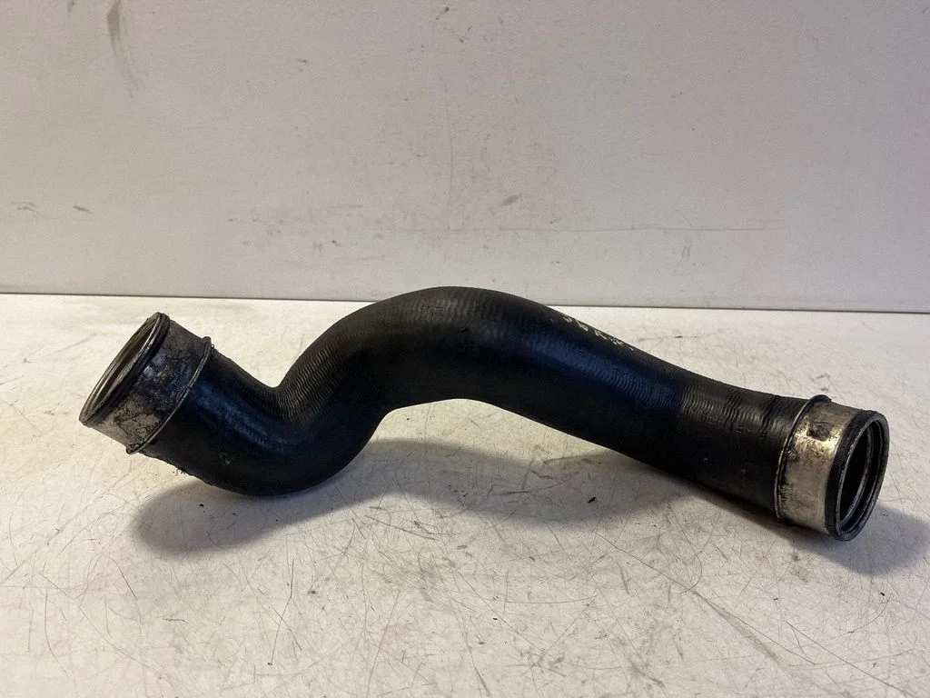 Intercooler hose/pipe – Volkswagen Passat B5.5 (2001-2005)