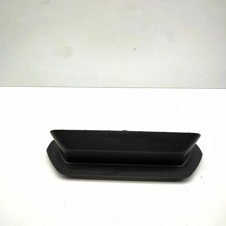 Dashboard glove box trim 5LA857037