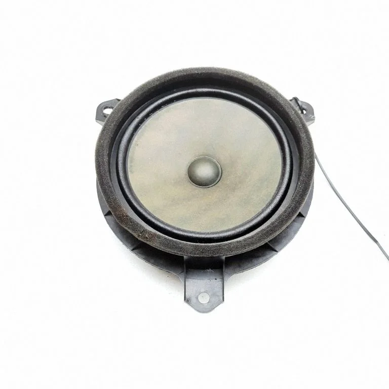 Front door speaker – Toyota Prius (XW50) (2015-2023)