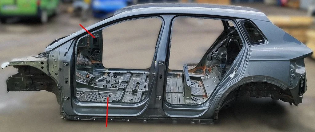 Front quarter panel – left