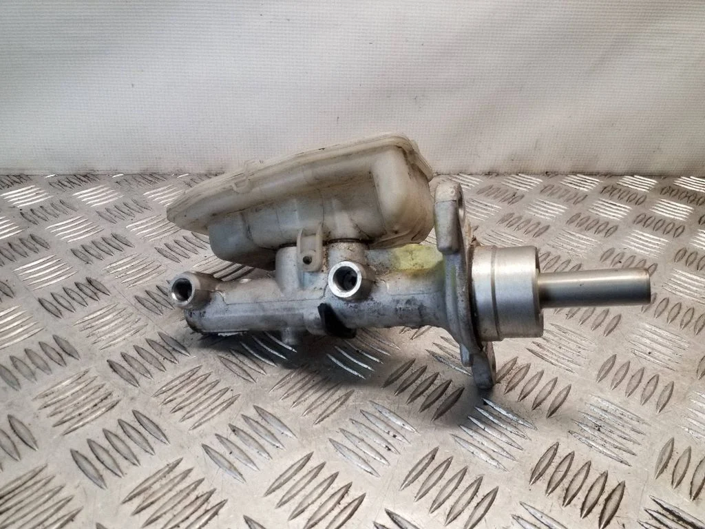 Master brake cylinder 460910323R