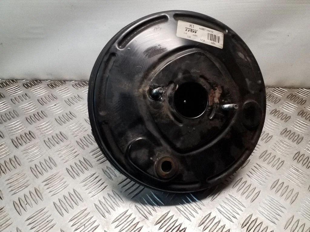 Serwo hamulcowe 460071KK1C