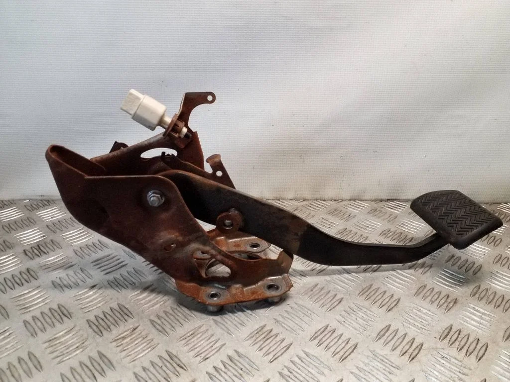 Brake pedal