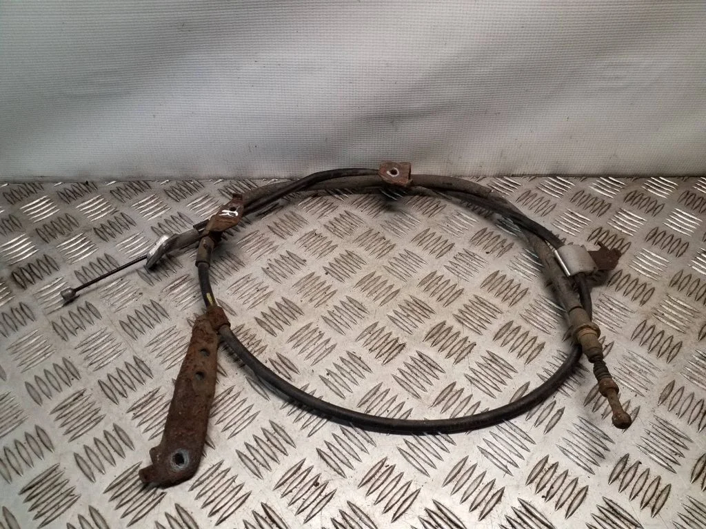 Handbrake/parking brake wiring cable – rear right