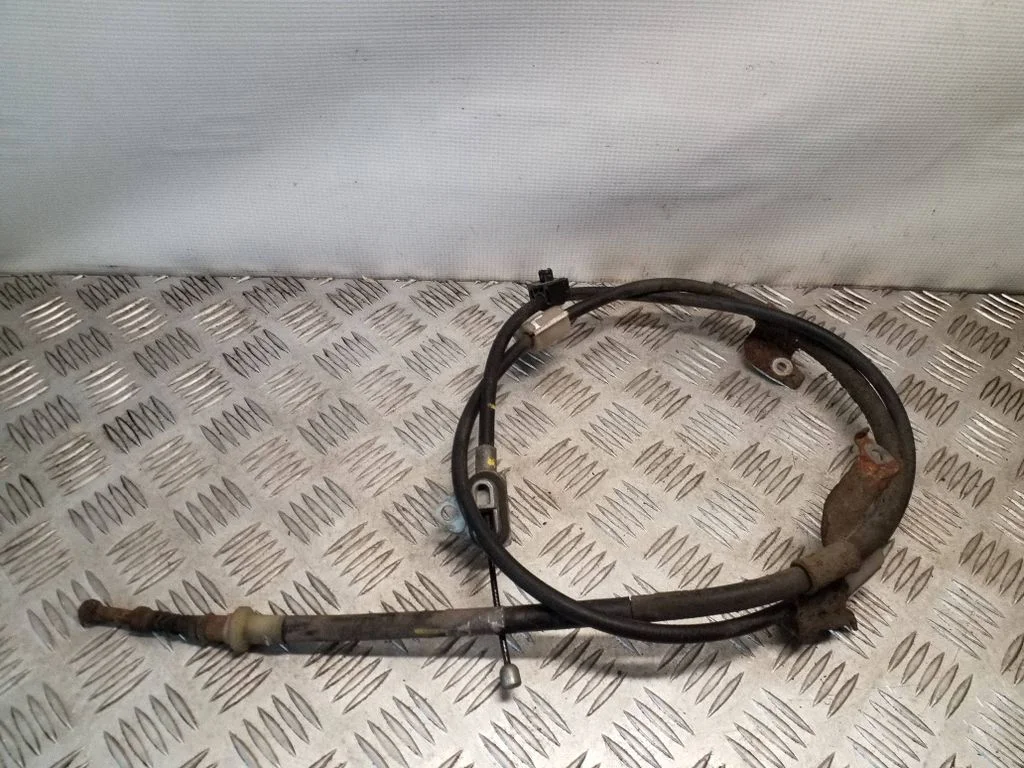 Handbrake/parking brake wiring cable – rear left