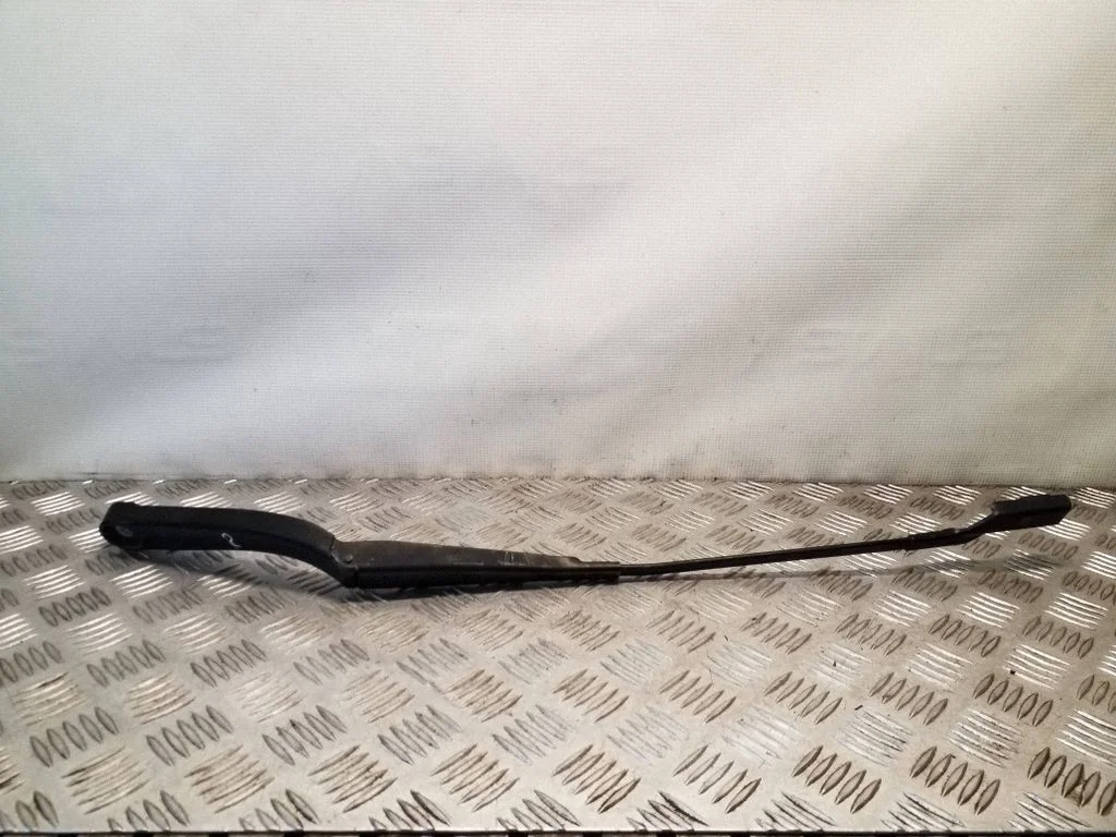 Front wiper blade arm 288812359R