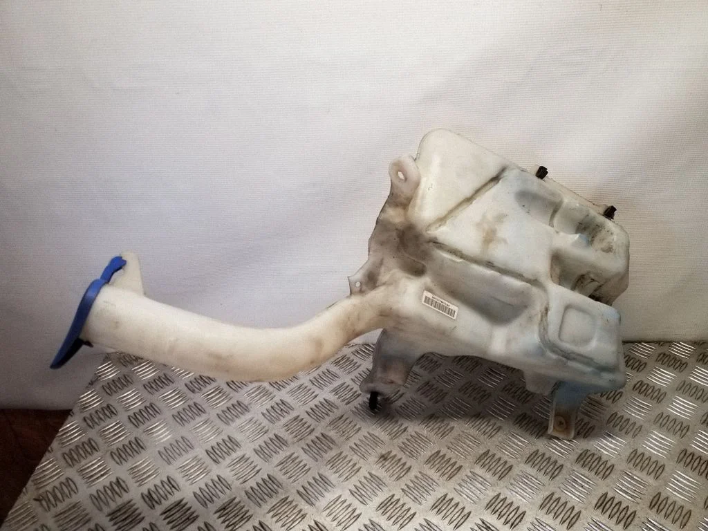 Windshield washer fluid reservoir/tank DS7317B613AE