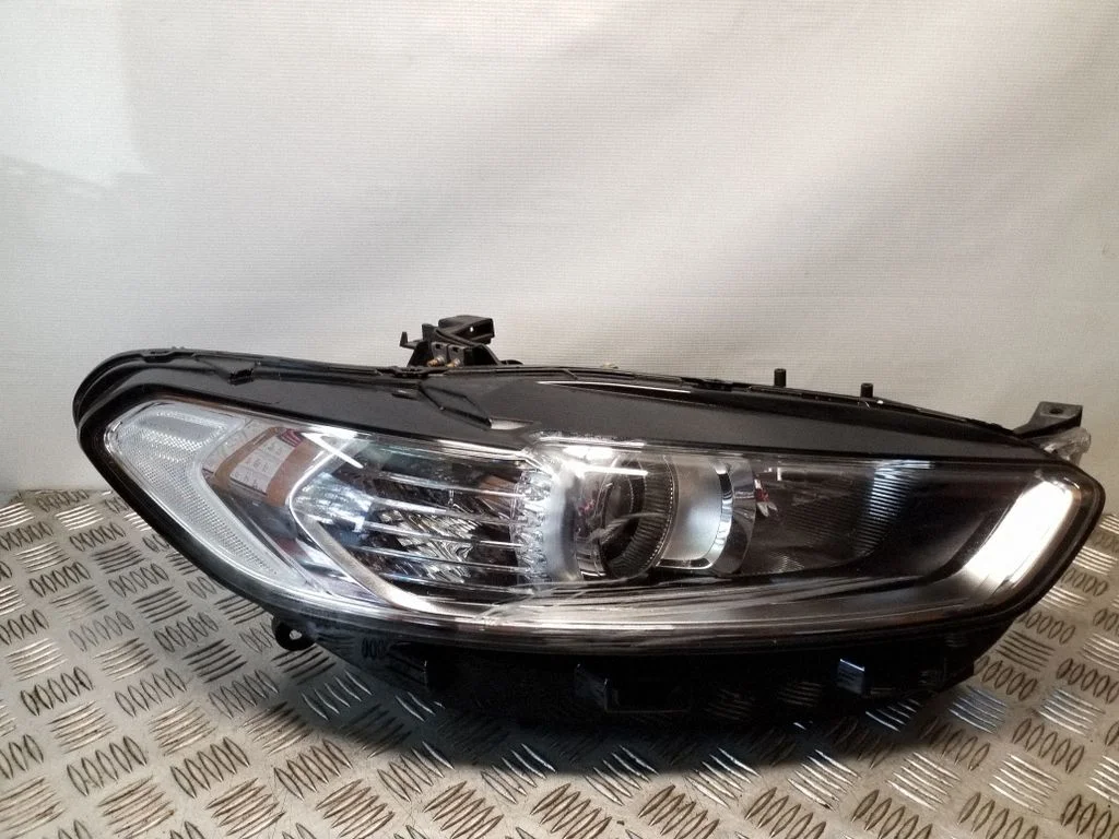 Headlight/headlamp DS7313W029BG