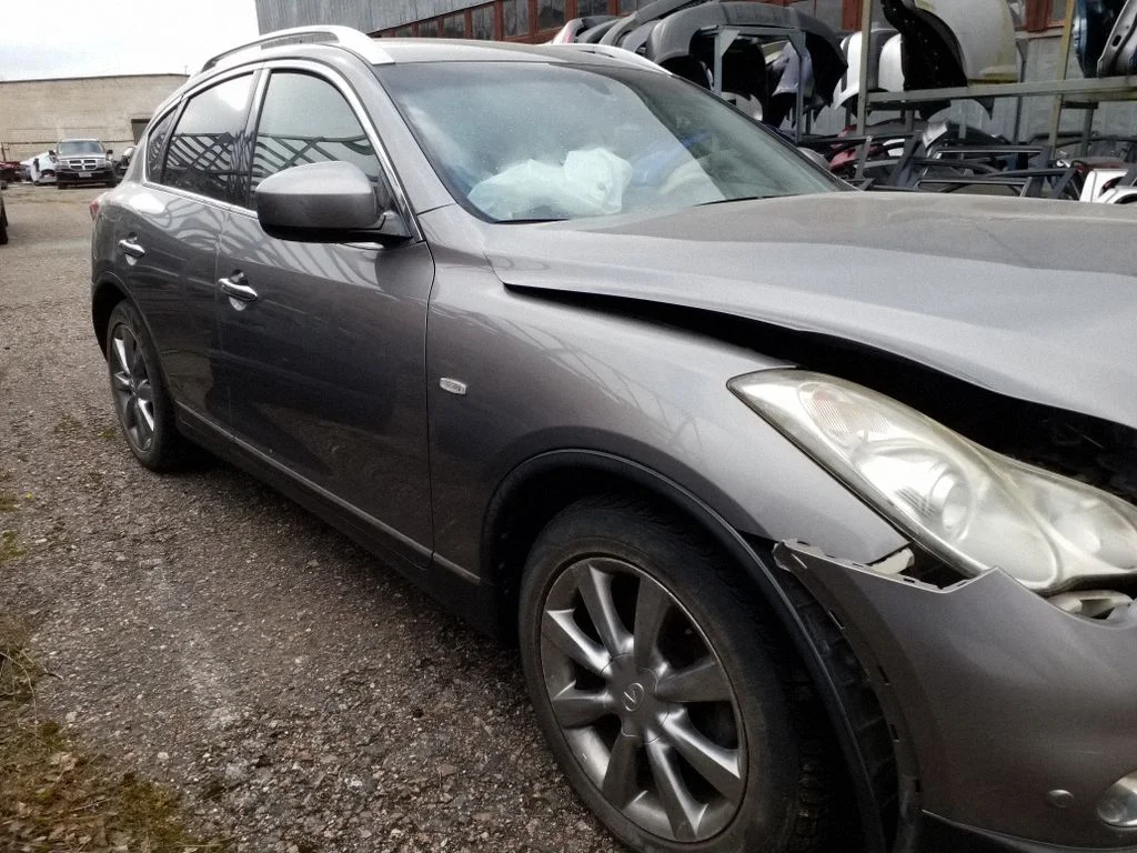 Infiniti EX